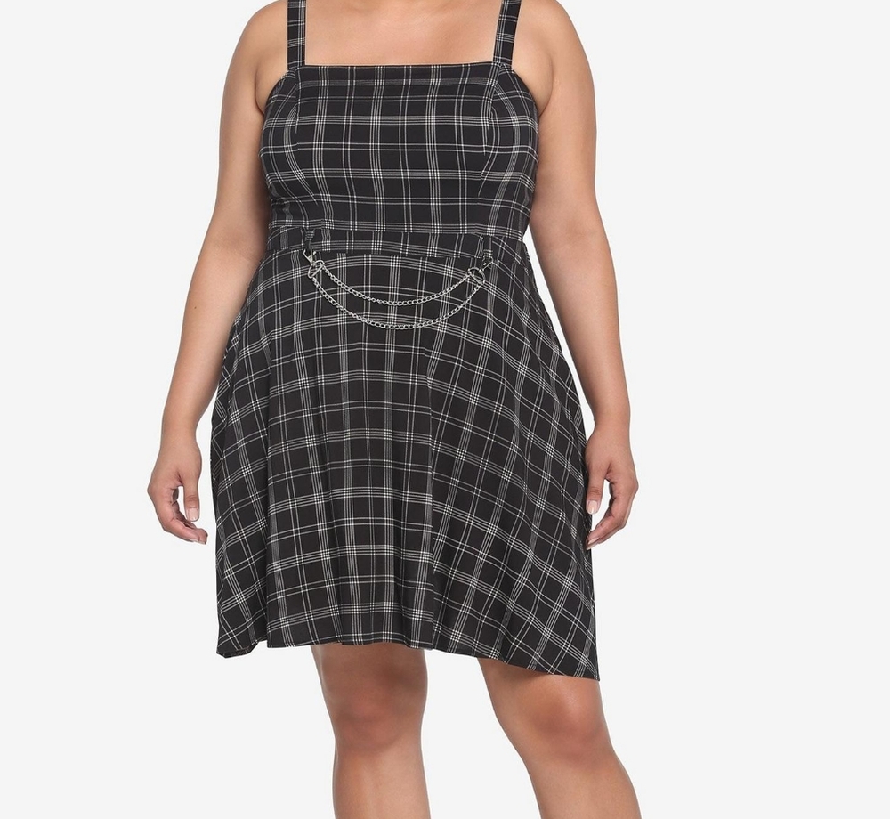 Hot Topic Black & White Plaid Chain Skater Dress- Size 4x